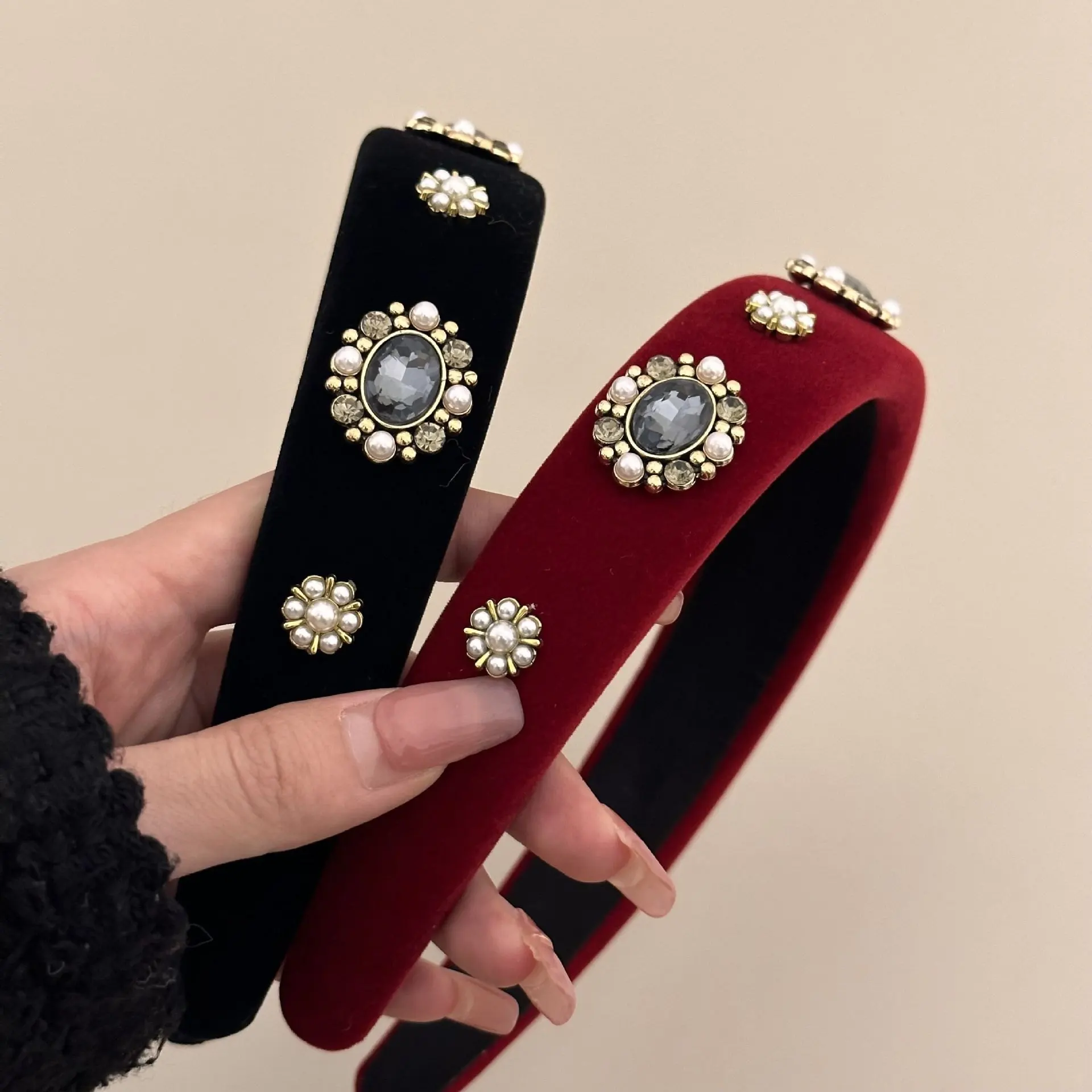 New Arrival Classy Black Velvet Sparkling Diamond Pearl Headband Accessible Luxury Heavy Industry High Skull Hair Accessories