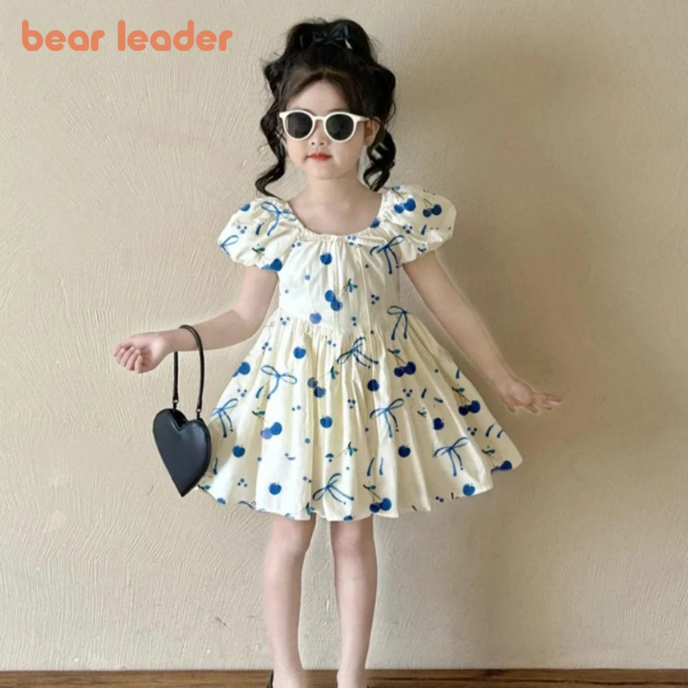 

Летнее платье Bear Leader 2026: Новая корейская коллекция для девочек, модное, милое, с бантом и вишневым принтом, карнавальное платье для маленьких девочек