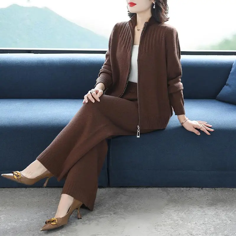 

Autumn Winter Knitted Thickened Casual Style Women's Outerwear Fashionable Set for Middle-Aged Mothers Autumn Winter Collection