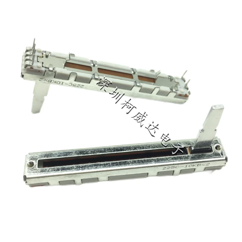 

Оригинальный вертикальный фейдер Pioneer — DCV1024 для DDJ-SB/SB2/SB3 и DDJ-400 (в наличии)