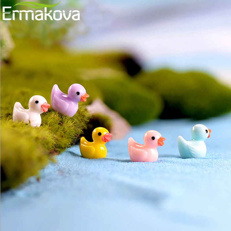 ERMAKOVA 500 Pcs/Lot Resin Little Yellow Duck Miniature Outdoor Dollhouse Mini Landscape Fairy Garden Bonsai Plant Garden Decor