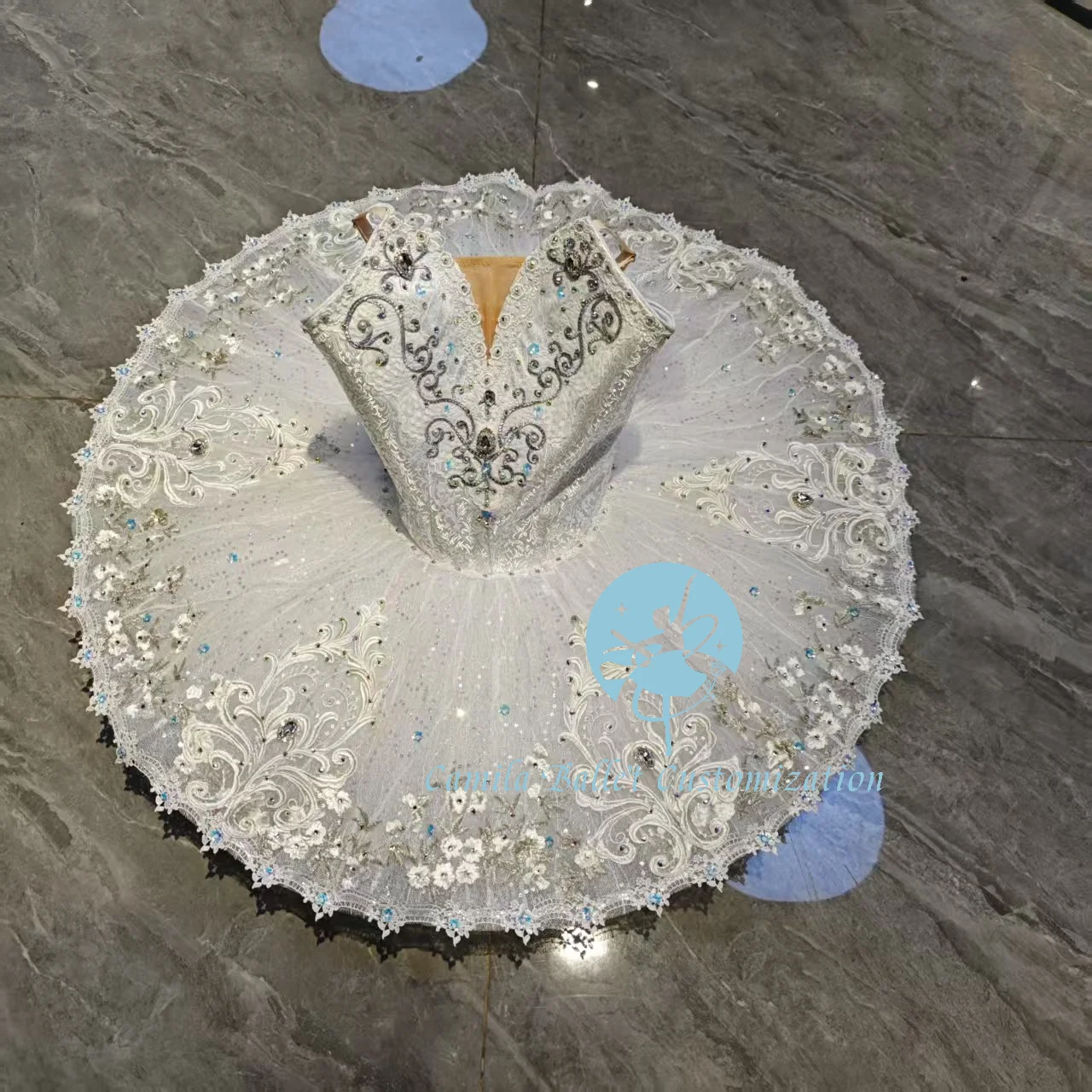 التخصيص المهنية الجديدة البجعة الصغيرة البيضاء النائمة الجمال الباليه المنافسة أداء توتو تنورة الكبار والأطفال