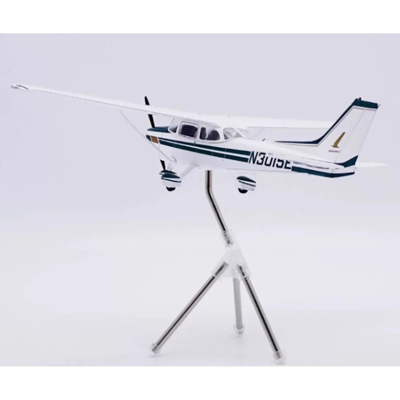 JC Asas Diecast Escala 1/72 Cessna 172 N3015E Coleção de modelos de aeronaves em liga Ornamentos decorativos