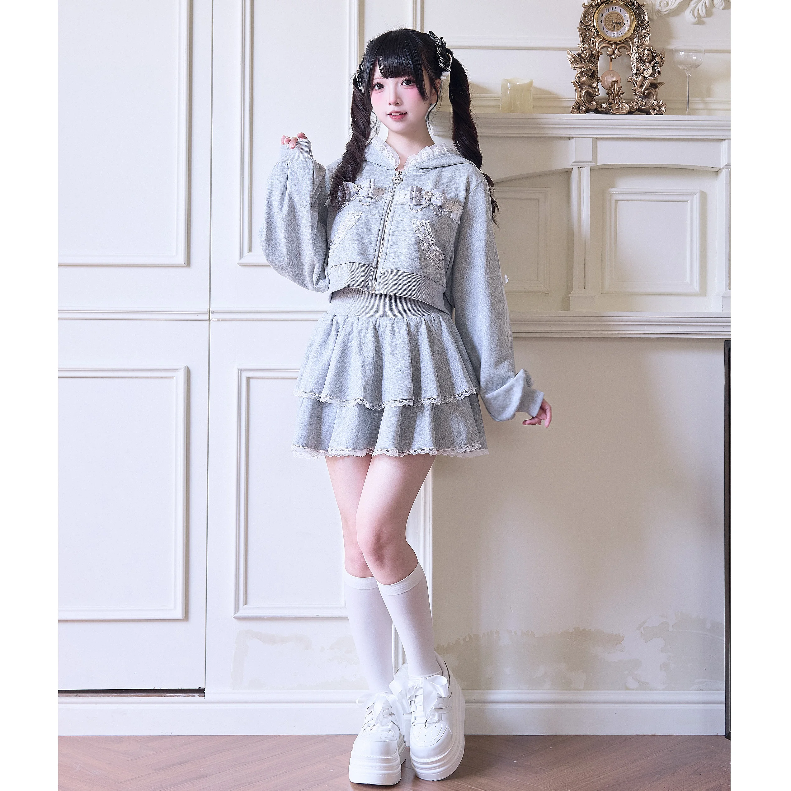 Traje deportivo estilo japonés Lolita, cárdigans cortos con capucha y lazo de diamantes, abrigo, minifalda de encaje, pantalones rectos subcultura, conjunto para mujer