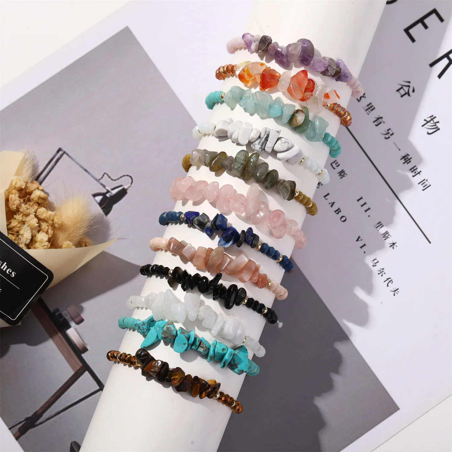 12pcs Hand-woven Natural Stone Beads Bracelet Adjustable Irregular Crystal Gravel Beads Bracelet Hand Chain Charm Jewelry Gift