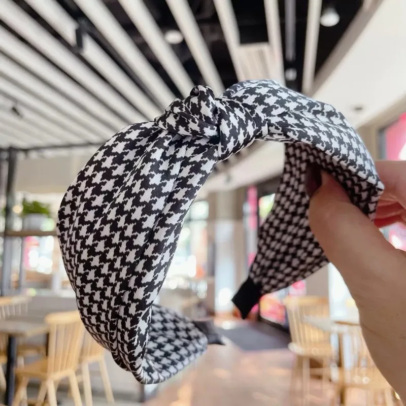 Retro Plaid Temperament Spleißen Kreuz Breite Krempe Stirnband Vielseitige Haar Zubehör Für Frauen – Detail 3