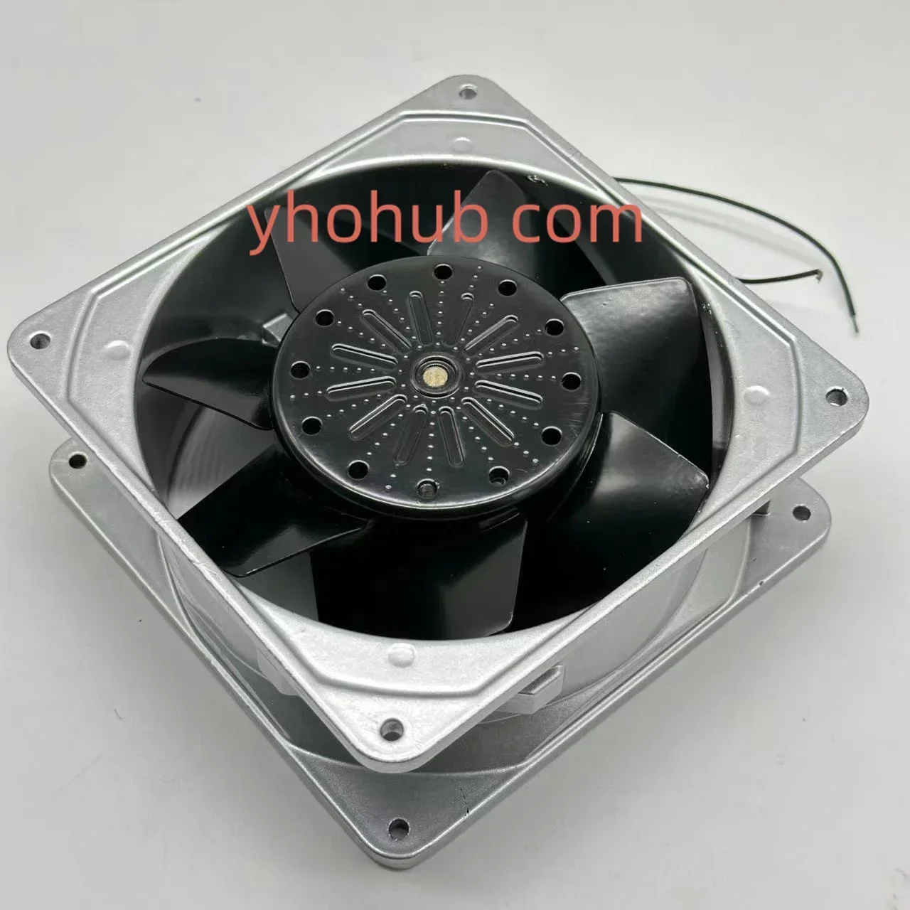 IKURA UTMA2-U2750M-TP-31S 37W 140x140x50mm 2-Wire Server Cooling Fan
