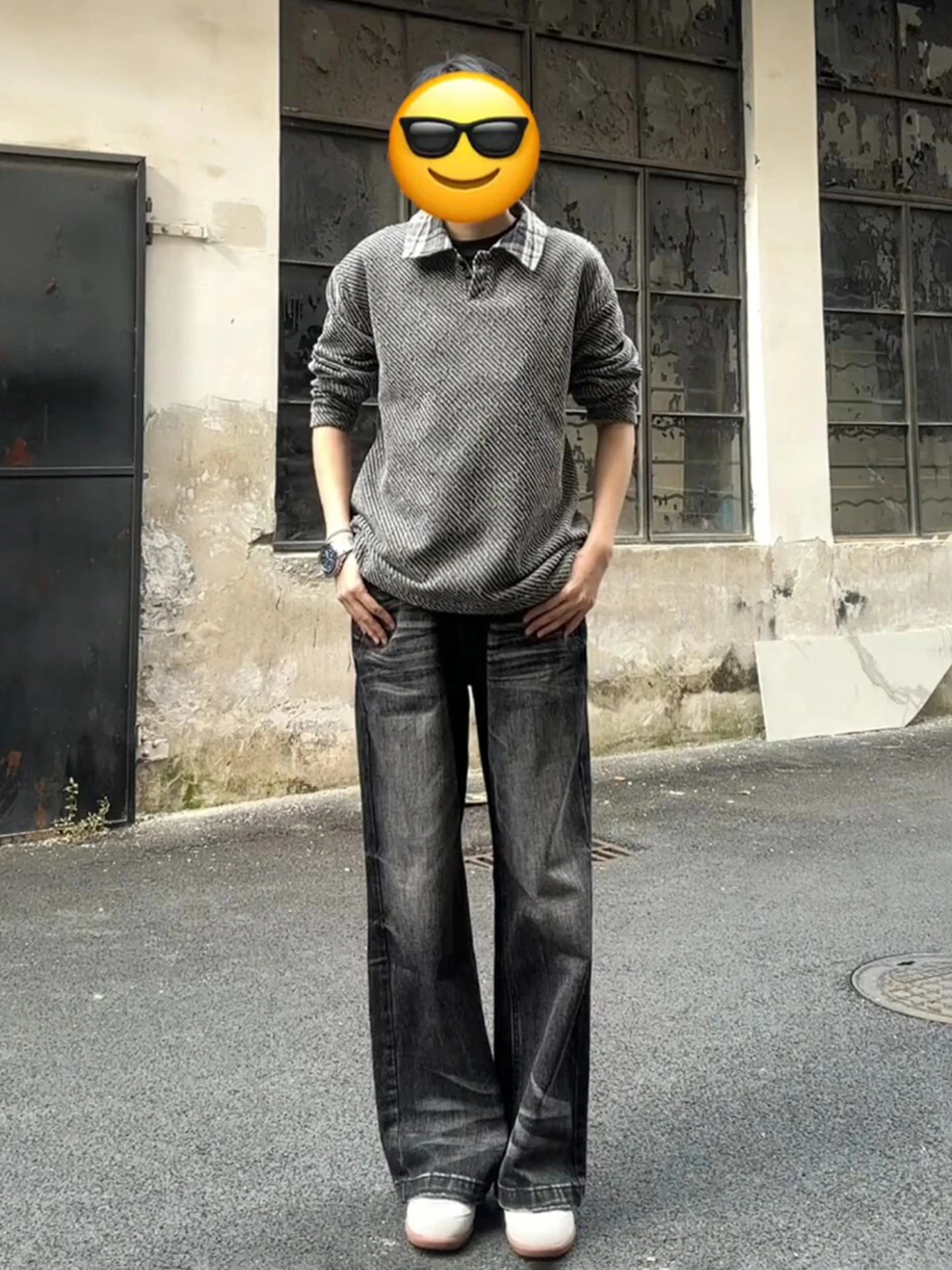 Calça Jeans Unissex de Verão com Corte Micro Flare e Perna Reta, Ajuste Solto, Casual, em Algodão Denim, com Efeito Lavado e ...