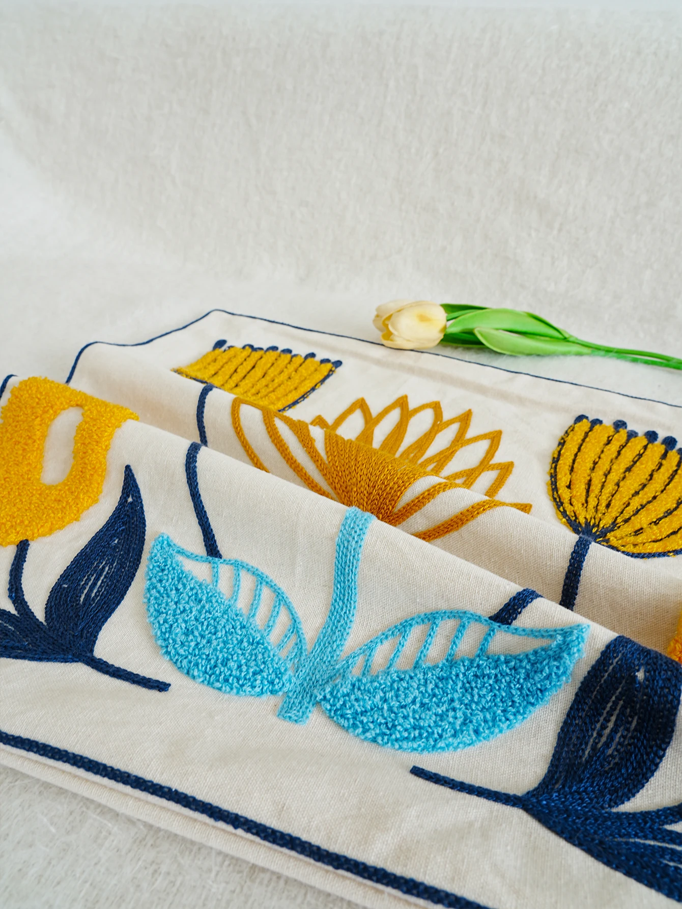 1pc Plant Flower Pattern Embroidered Polyester Cushion Cover  For Home Decor Without Core 45cm*45cm