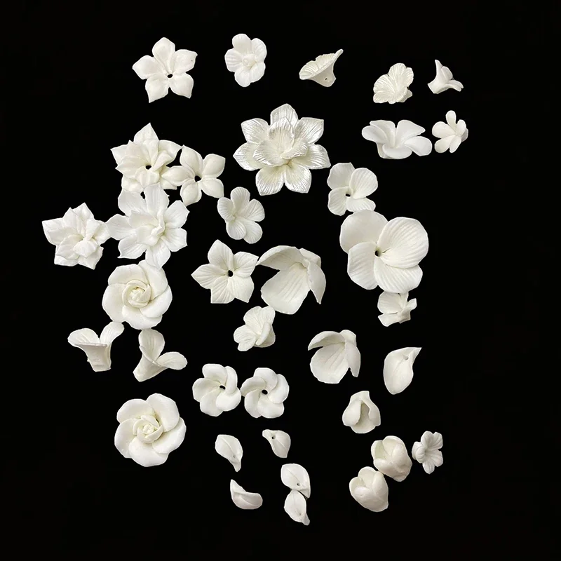 5Pcs/lot Exquisite Elegant White Ceramics Flower Charms for Earrings Hair Accessories DIY Pendant Loose Materials Jewelry Making