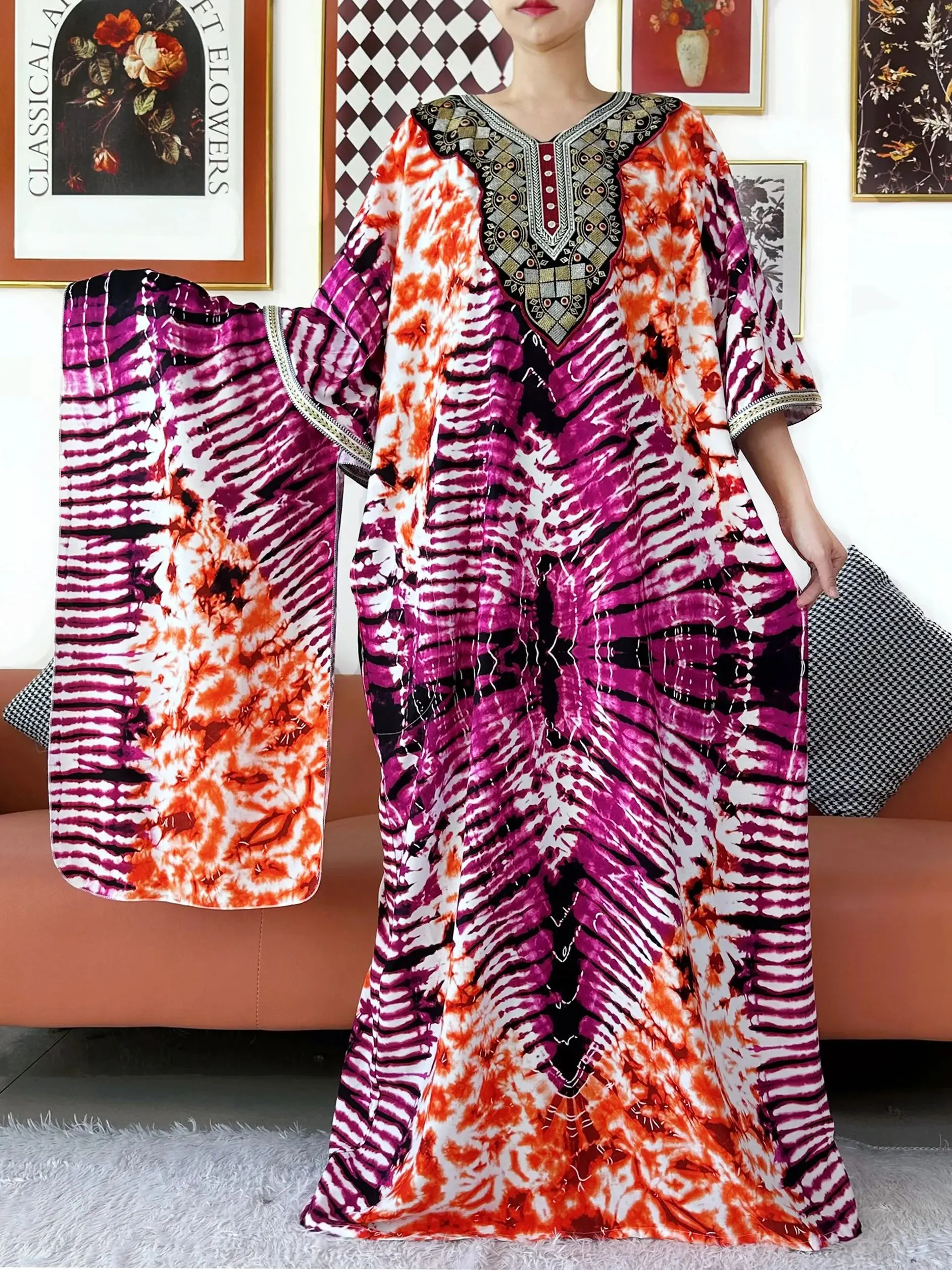 Abito musulmano dal design di alta qualità Abito musulmano con collo ricamato in cotone da donna Abaya allentato Boho Maxi abito casual Abiti africani