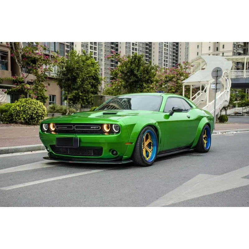 High Quality CMST Style Carbon Fiber Aerodynamic Body Kit Fit for Challenger 2015 Front Lip Diffuser Side Skirt Tuning