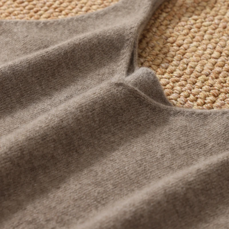 Gaun Rajut Wanita Model Chic Baru 100% Wol Merino Elegan Musim Gugur Musim Dingin Panjang Sedang Kerah V Gaun Tali Spaghetti Wanita Atasan Rajut