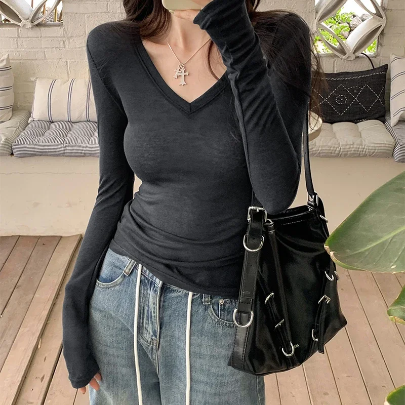 Minimalist V-neck Thin Style 2024 Women's Long Sleeved T-shirt Tops Bottoming Autumn Casual Shirts Self Cultivation New Korean