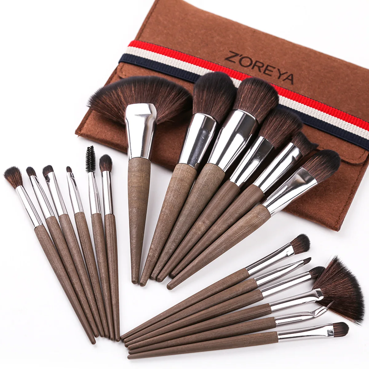 

18 шт., набор кистей для макияжа с кофейным деревянным зерном, экологически чистый косметический набор с модным чехлом для кистей, кисть для тональной основы для теней для век