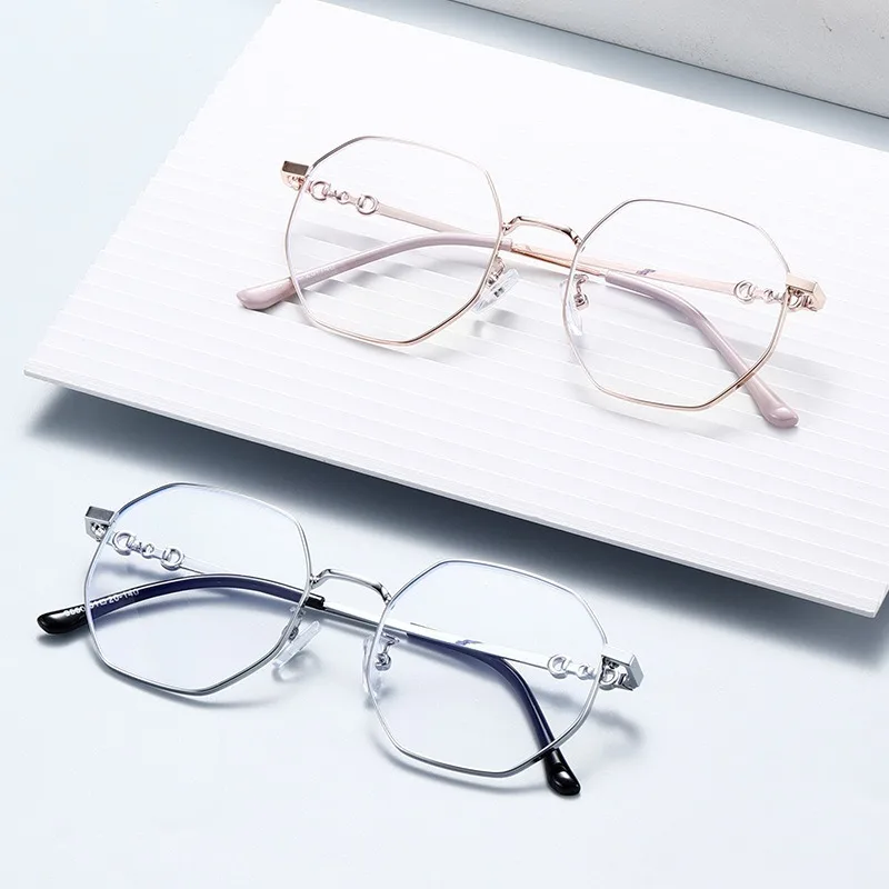 1/2 Stück 2025 Unisex Eckige Blaulichtfilter-Brille Modisch Fortschrittlich
