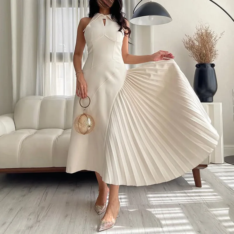 

French Niche Court Style2025New style sleeveless pleated dress with a hollow-out design and cinched waist