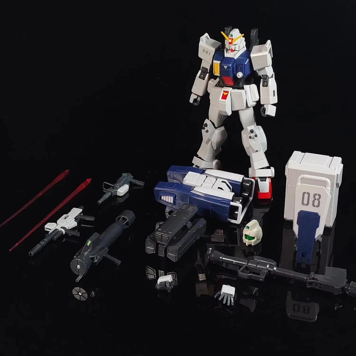

KK Model RX-79G Ground Type Action Figure 1/144 Scale with Airborne Backpack Parachute HGUC Collectible Toy for Assembly
