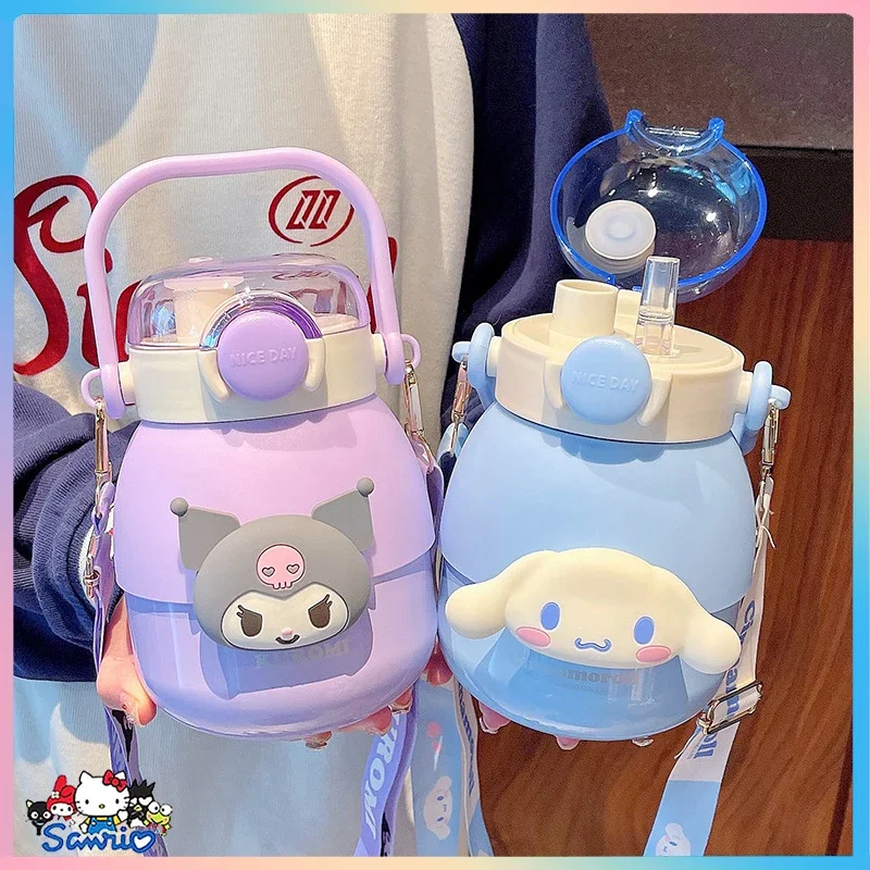 

Sanrio 880 мл Kawaii Hello Kitty аниме термос чашка Kuromi Cinnamoroll Sippy чашка с ремешком детская портативная чашка для воды подарок для девочек