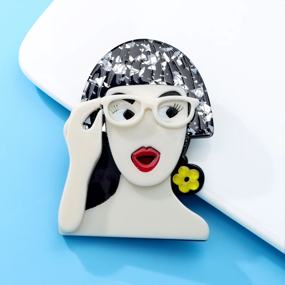 CINDY XIANG Acrylic Girl With Surprised Expression Brooch Acetate Fiber Pin Coat Accessories High Quality