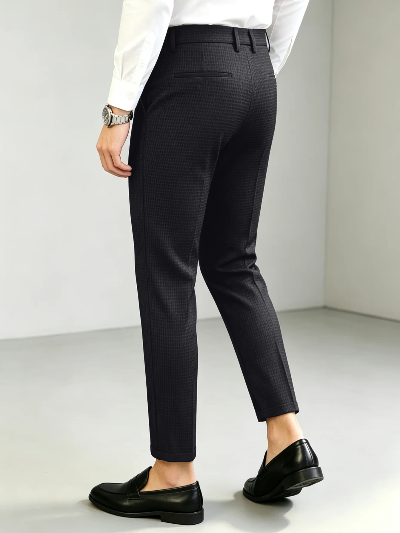 Men Black Grid Textured Cropped Tapered Suit Pants, Half Elastic Waist Stretch Smart Casual Zipper Fly Business Trousers