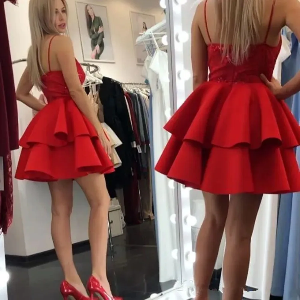 2024 Red Short Cocktail Dresses With Lace Spaghetti Satin A Line Mini Evening Gowns Homecoming Party Dresses vestidos de gala