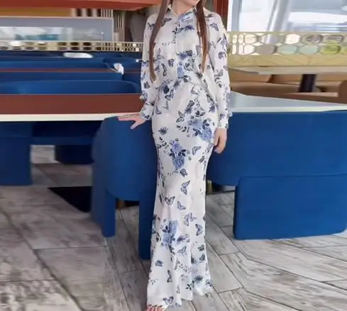

Flip Collar Floral Print Long Sleeved Button Up Shirt and High Waisted Fish Tail Skirt Set for Summer Women's Elegant Outfit