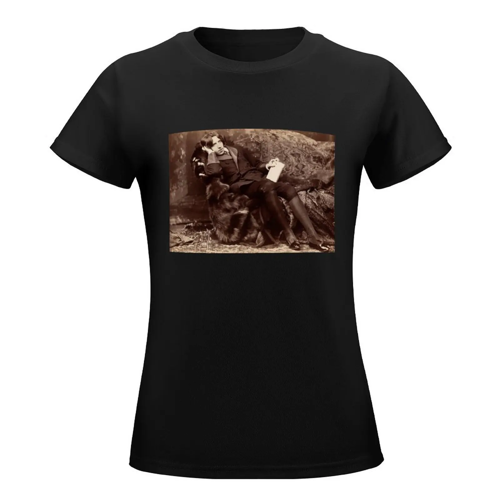 Oscar Wilde T-Shirt tees cute tops Woman fashion