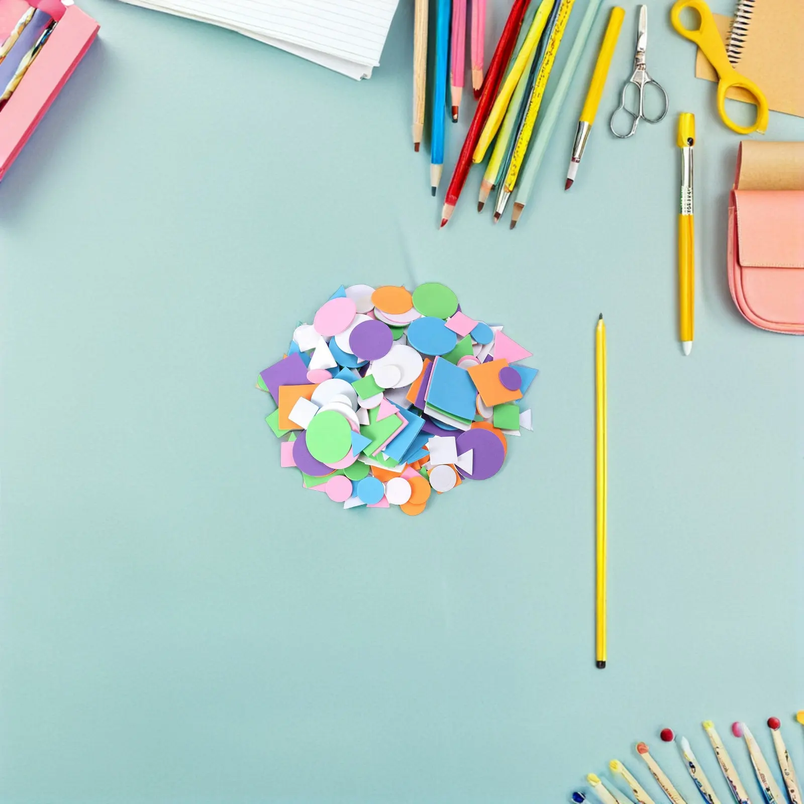 

1250 шт. разноцветных геометрических наклеек из ЭВА-пены самоклеящиеся для обучения детей, декора стен, поделок своими руками, поощрения в классе