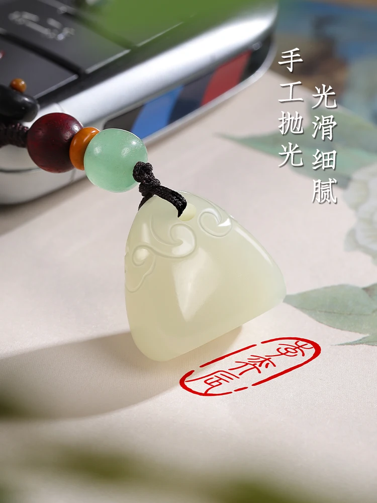 

Green jade seal, seal carved characters, Ruyi button seal, small seal, customized keychain private seal, gift box packaging