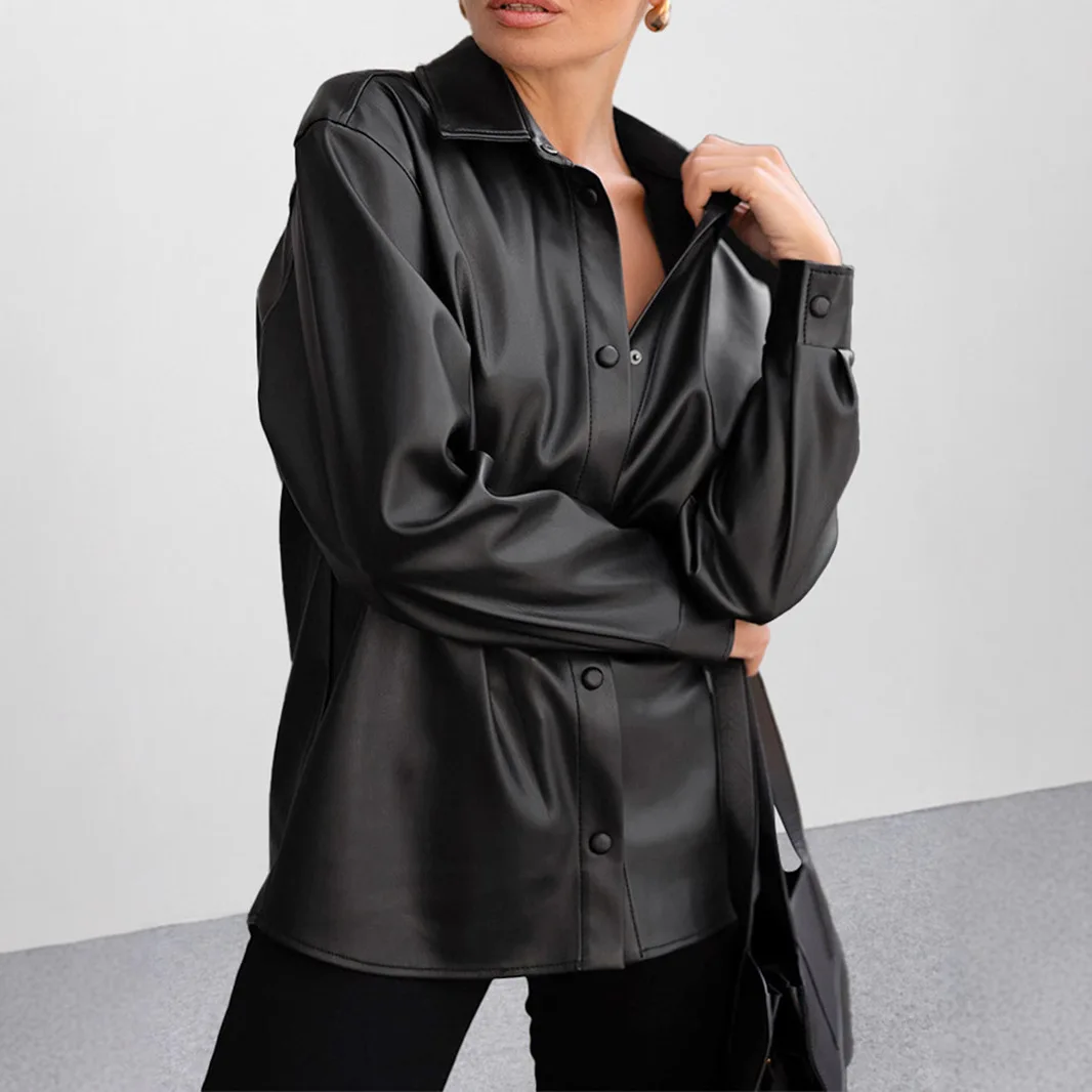 2025 الخريف والشتاء الرجعية الأسود بولي Leather سترة جلدية المرأة الجديدة الراقية سترة جلدية أعلى الملابس النسائية المتوسطة والطويلة