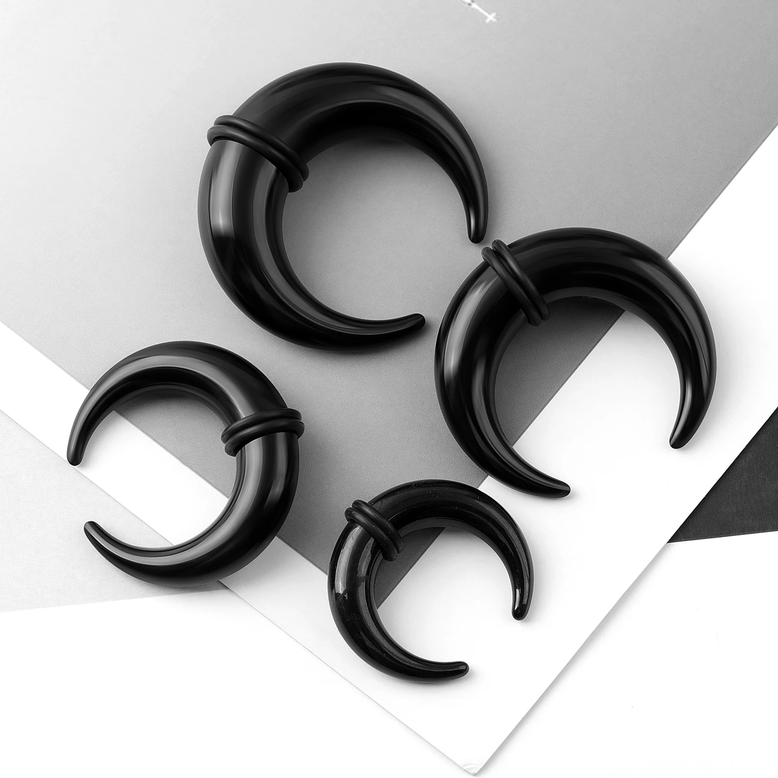 1Pair Acrylic Buffalo Horn Earrings Ear Plugs and Tunnels Taper Ear Expender Stretcher O-Rings Black Punk Piercing Jewelry