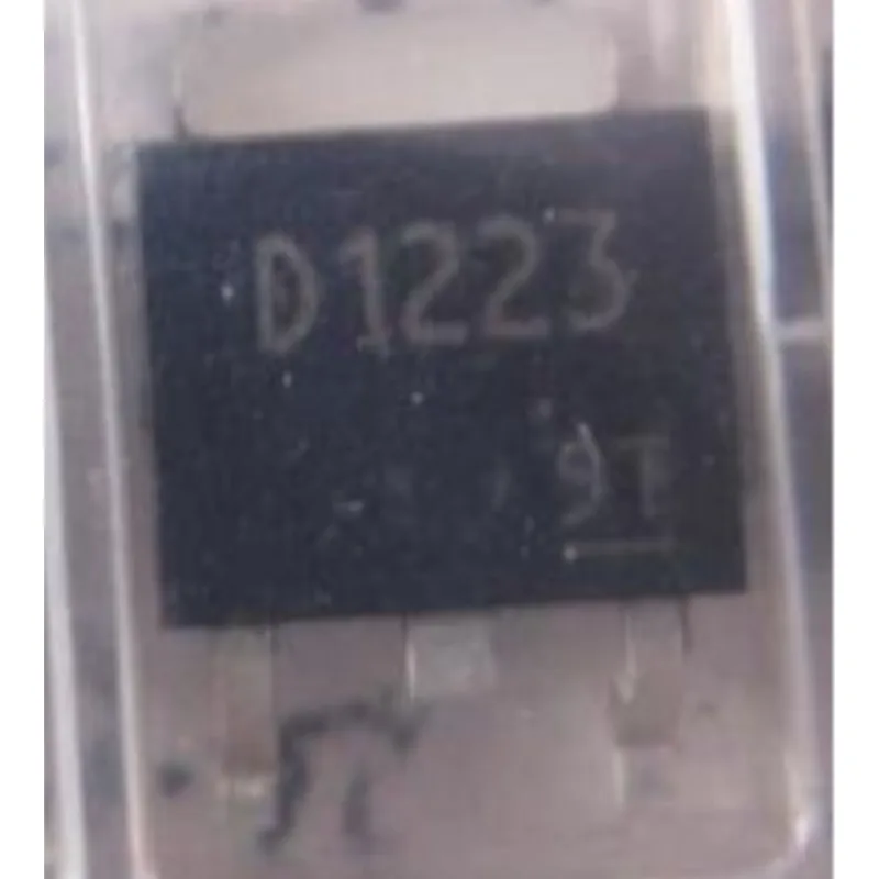 

D1223 2SD1223 4A 100V TO-252 ( Количество продукта: 20 шт.)
