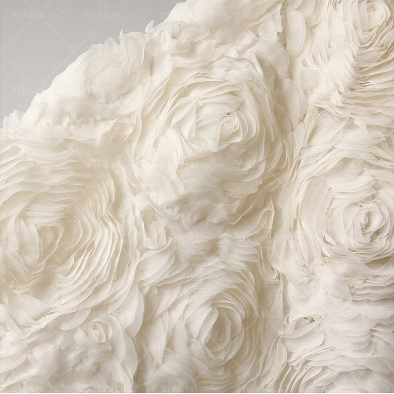 

Высококачественная текстура 3D пластина с цветочной вышивкой, кружевная ткань для свадебного платья, модное украшение, материал для одежды, дизайнерская ткань