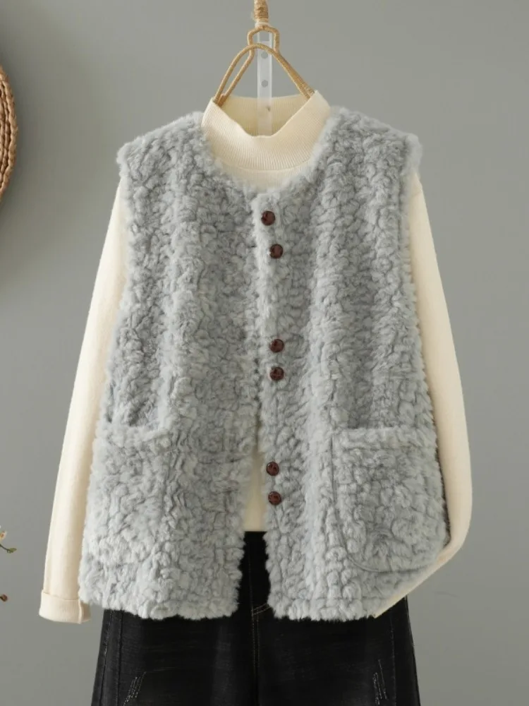 Stylish Retro Soft Lamb Velvet Vest Women's Winter Layering Warm Shoulder Padless Sleeveless Leather Fur Integrated Vest