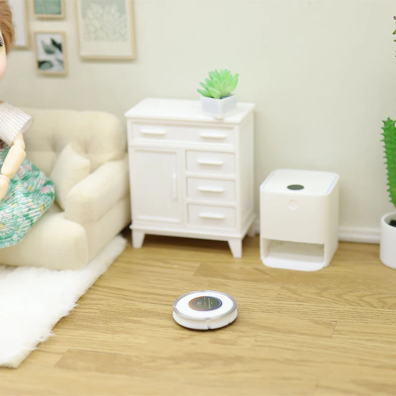 1/12 Scale Dollhouse Mini Robotic Vacuum Cleaner Simulation Model Household Scene Decor Micro Landscape Craft Ornament