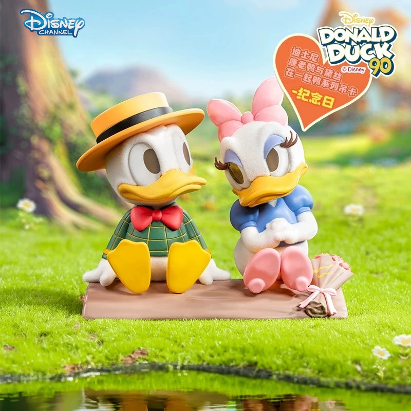 

Disney Donald Duck & Daisy Together Series Anniversary Action Figure Fashion Cute Anime Figure Friend Valentine's Day Gift Toy