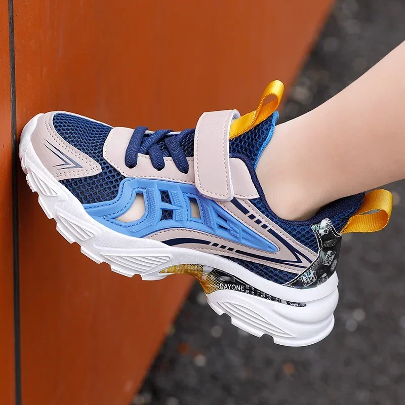 Sandales de plage coordonnantes respirantes pour enfants, chaussures de sport pour enfants, garçons, doux, astronomique, été, nouveau, 2024