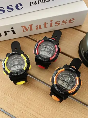 Teen Digital LED Silicone Watch - Multifunctional Electronic Watch for Boys and Girls - Perfect Gift for Daily Use