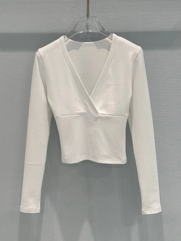 Minimalist Cross V-Neck Long Sleeve Short T-Shirt Women's Slimming Design Base Shirt Top for Young Women in Their Late Twenties