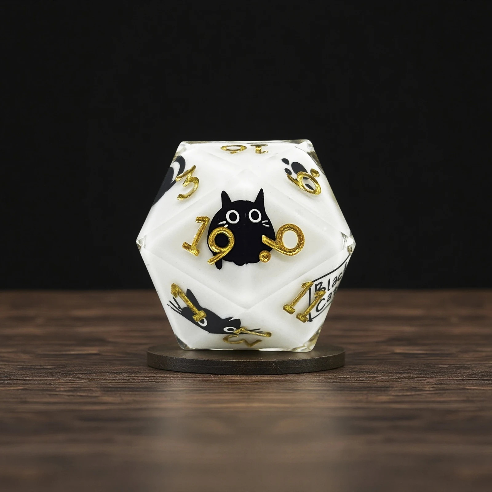 Set dadu kucing hitam 7 buah dengan desain dadu, cocok untuk permainan peran D&D Dragon and Dungeon