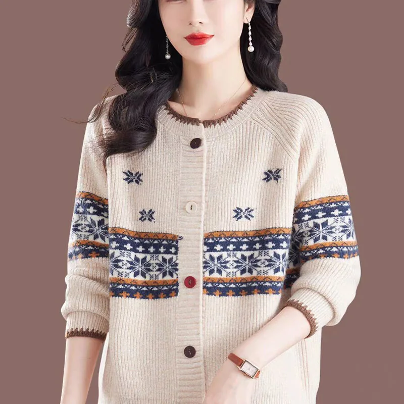 Autumn Winter Vintage Jacquard Short Style Knitted Cardigan Women Commute Loose Sweaters Fashion Chic Button Tops