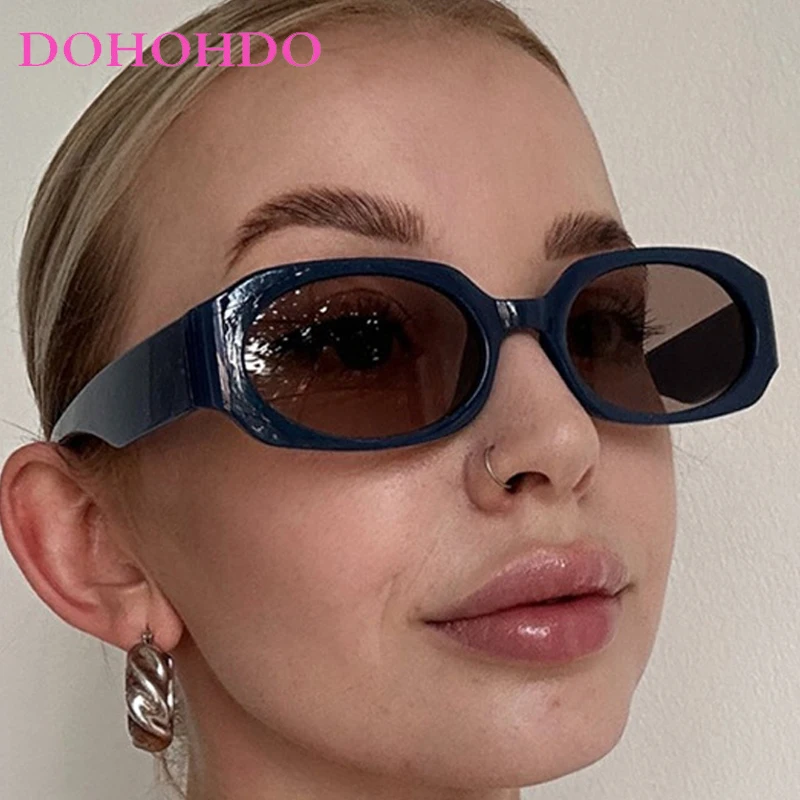 

New Popular Retro Square Women Sunglasses 2025 Luxury Design Small Frame Men Sunglass Outdoor Driving Travel Eyewear Очки UV400