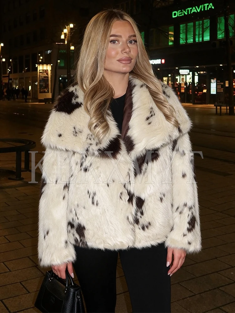 

Women Elegant Faux Fur Coat Warm Fluffy Loose Long Sleeve Lapel Jacket Autumn Winter Fashion High Street Lady New Outerwear