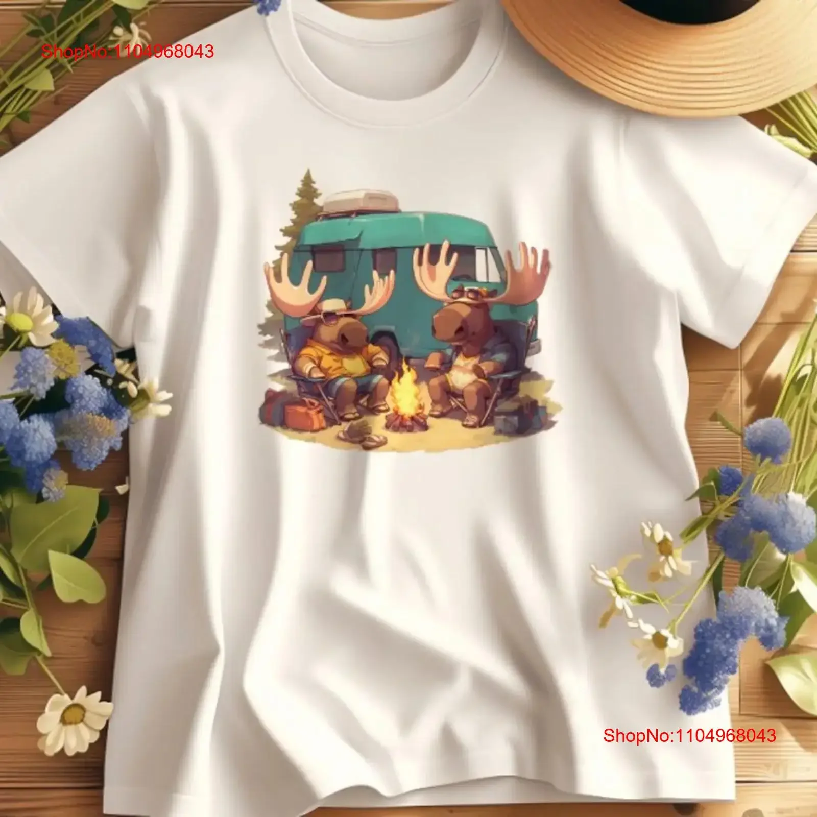 تي شيرت Moose Camping at Campfire تي شيرت Wilderness Nature Lover ملابس مغامرة خارجية فريدة من نوعها عتيقة مغسولة أنيقة