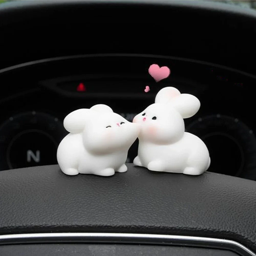 2Pcs Cartoon Kiss Face Rabbit Kitten Doll Ornaments Funny Resin Ducks Frogs Figurines Ornaments Car Interior Dashboard Ornaments