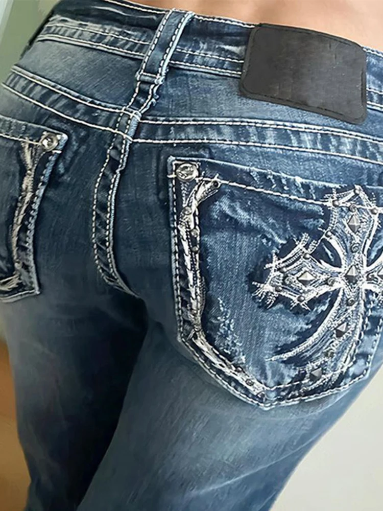 

Chic Fashion Metal Rivet Embroidered Woman's Jeans Slim Distressed Fared Denim Trousers High Street Casual Elegant Trendy Pants