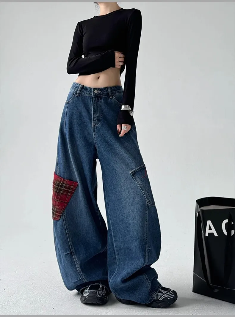 Women's Blue Contrasting Plaid Pocket Splicing Scimitar Jeans Street American 2025 New Wide-Leg Large Pocket Work Pants Trendy