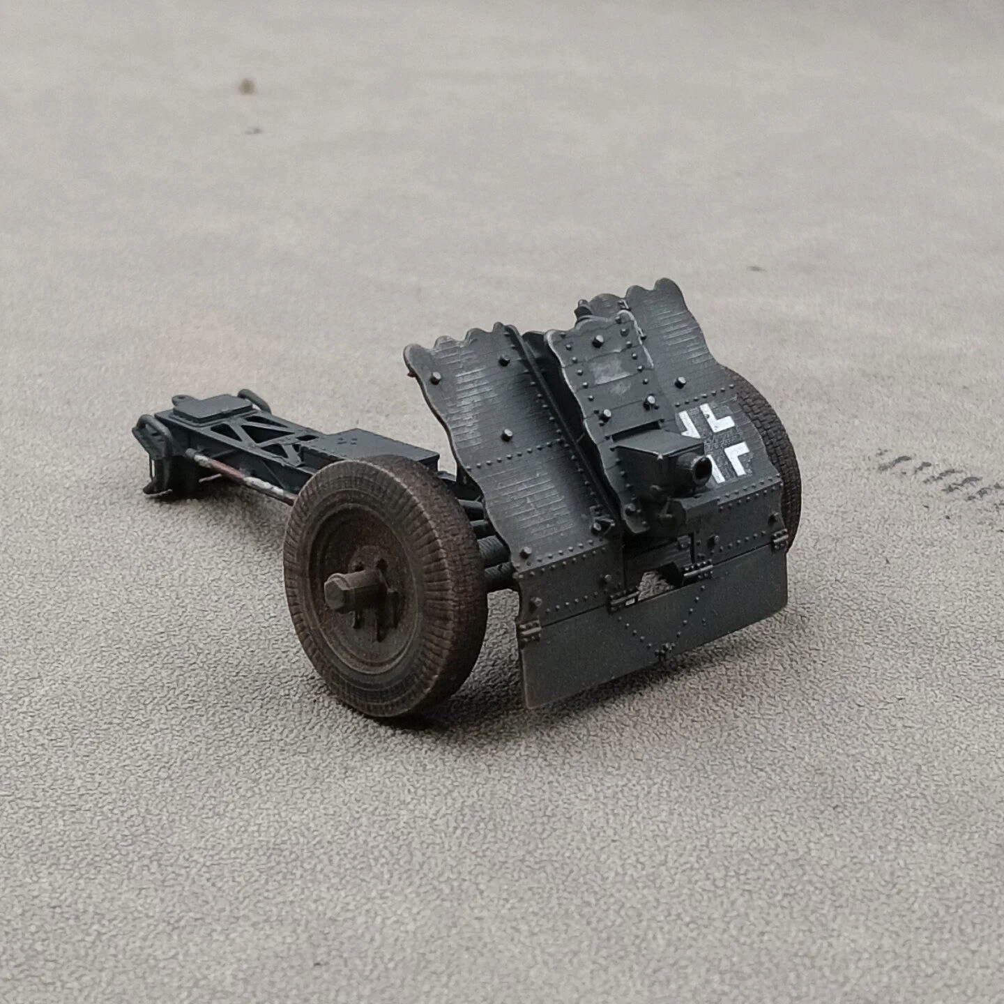 1/35 German 75 mm infantry gun , SLA printing hand-colored finished model decorative ornament