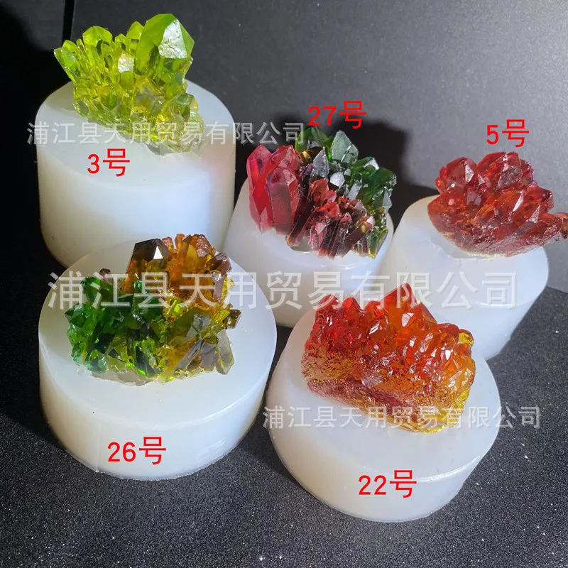 DIY Crystal Glue Mold Stone Cluster Crystal Mine Setting Table Aromatherapy Silicone Glue Mould